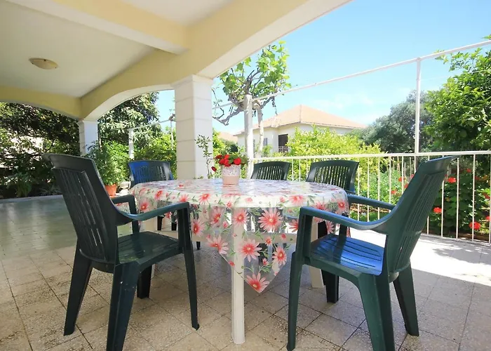 With Parking Space Orebic, Peljesac - 10092