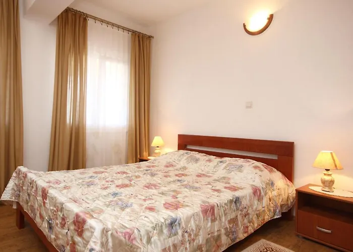 With Parking Space Orebic, Peljesac - 10092 Apartamento Orebić