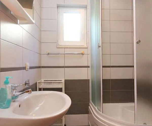 With Parking Space Orebic, Peljesac - 10092